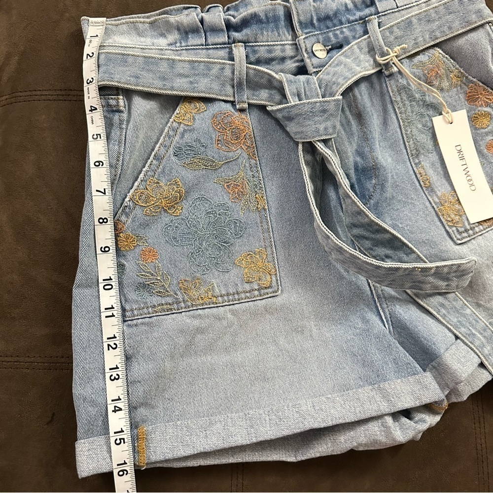 Driftwood Paperbag Denim Shorts Size 29 NWT - Picture 9 of 10